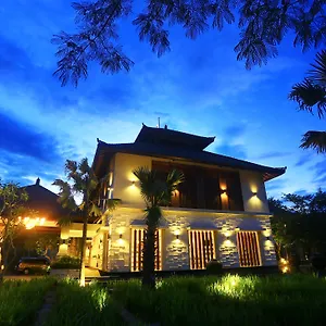 Grand Whiz Bali Hotel
